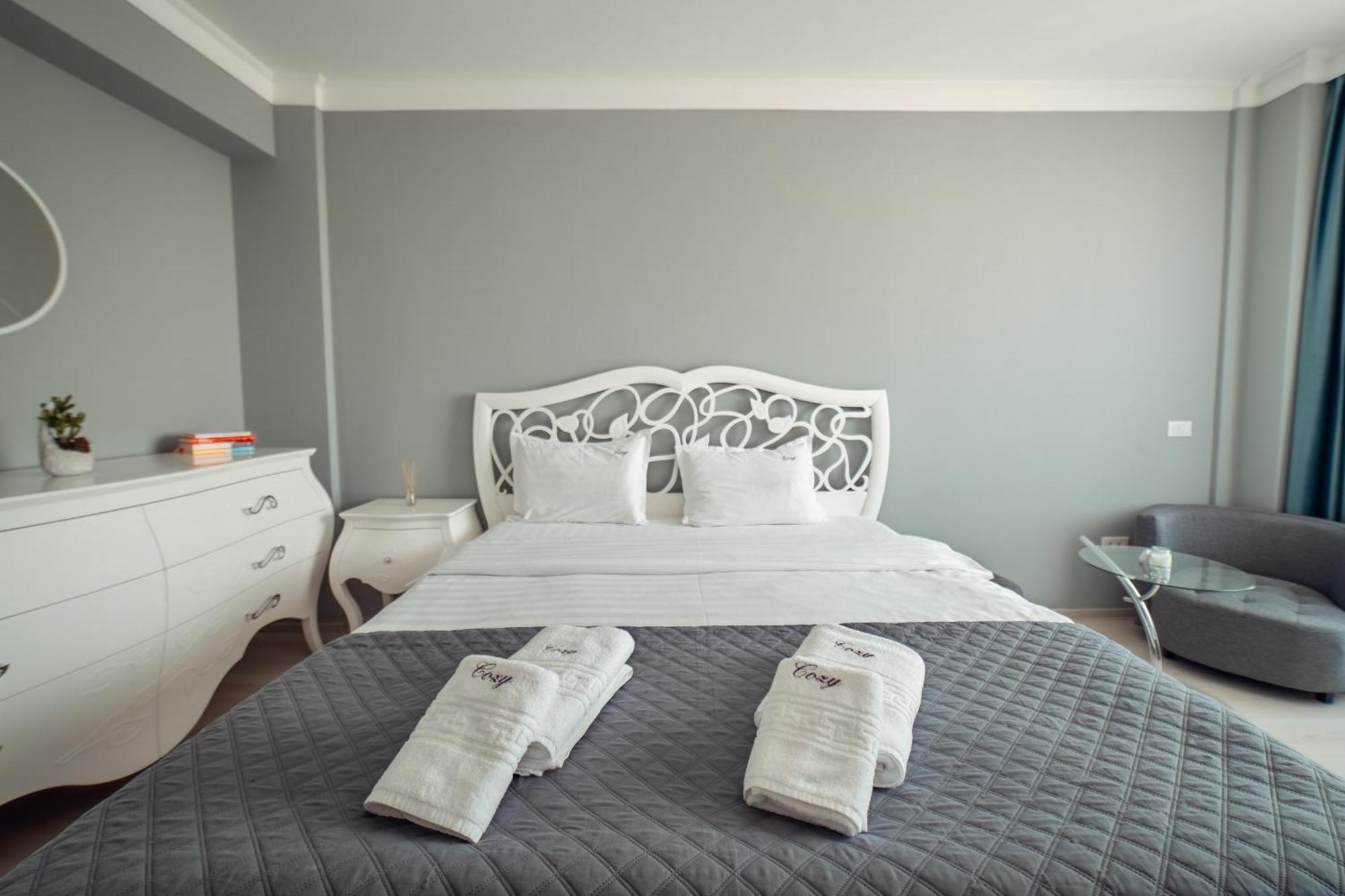Cozy Apartments At Q Residence - Palas Mall Iasi Exterior foto